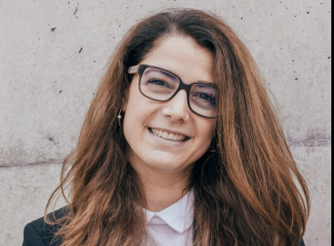 <em>María L.</em>